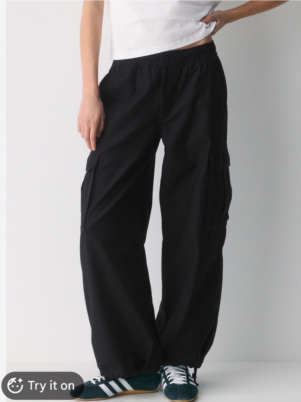 Old Navy Black Wide-Leg Cargo Pants